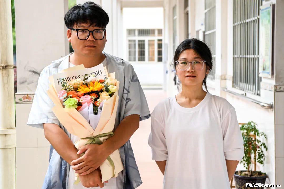 全网追的“扁担女孩”，找了一份暑假工，时薪12元 - 百色生活资讯 - 百色28生活网 baise.28life.net